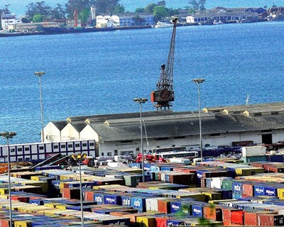 Porto de Luanda foi responsável por 77,8% das importações marítimas angolanas no 1.º trimestre
