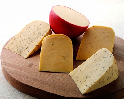 Brasil volta a produzir queijo 100% nacional