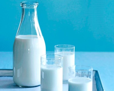 China prossegue com aumento das importações de leite