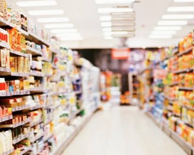 Compra de produtos alimentares aumenta nas grandes superfícies comerciais