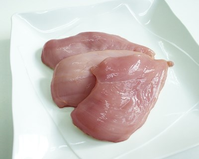 Polónia regista problemas de segurança alimentar com carne de aves
