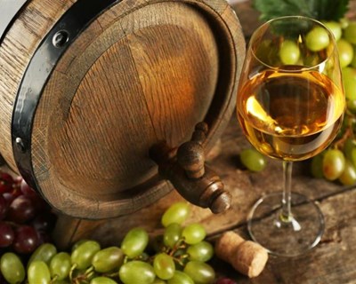 Quota de mercado dos vinhos da Península de Setúbal cresce 2% em volume