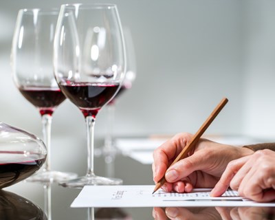 UNAVE promove curso de marketing e vendas de vinhos